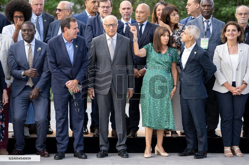 Mayors' summit to mark 10 years of the Paris Agreement - Paris AJ