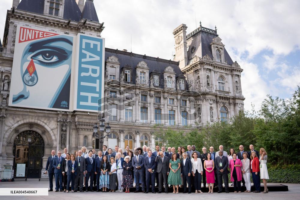 Mayors' summit to mark 10 years of the Paris Agreement - Paris AJ