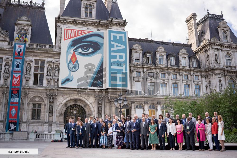 Mayors' summit to mark 10 years of the Paris Agreement - Paris AJ