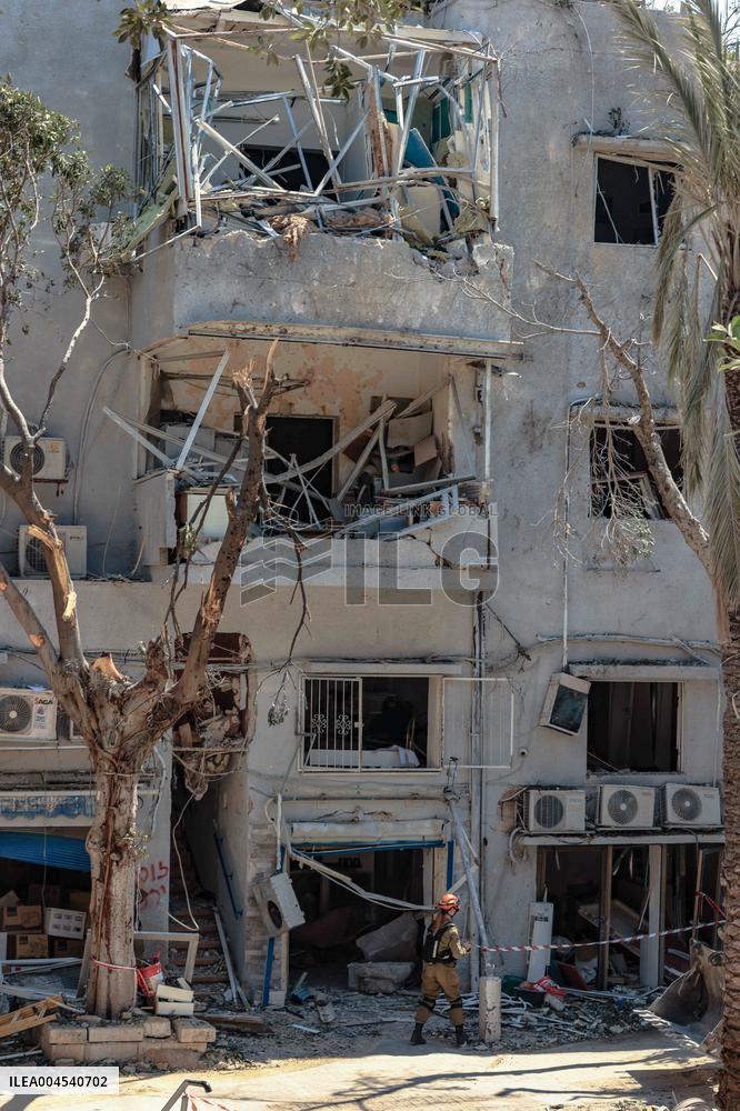 Iranian Missiles Hit Israel