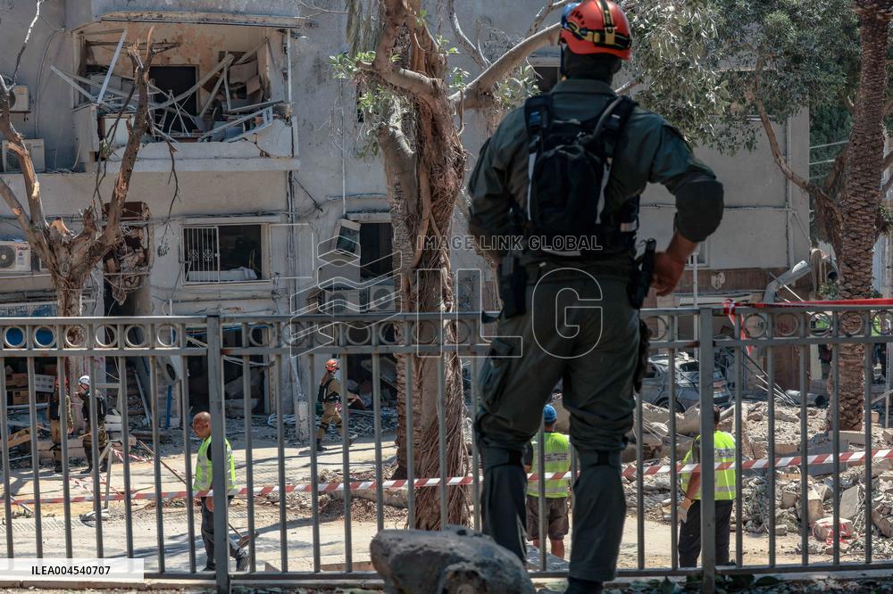 Iranian Missiles Hit Israel