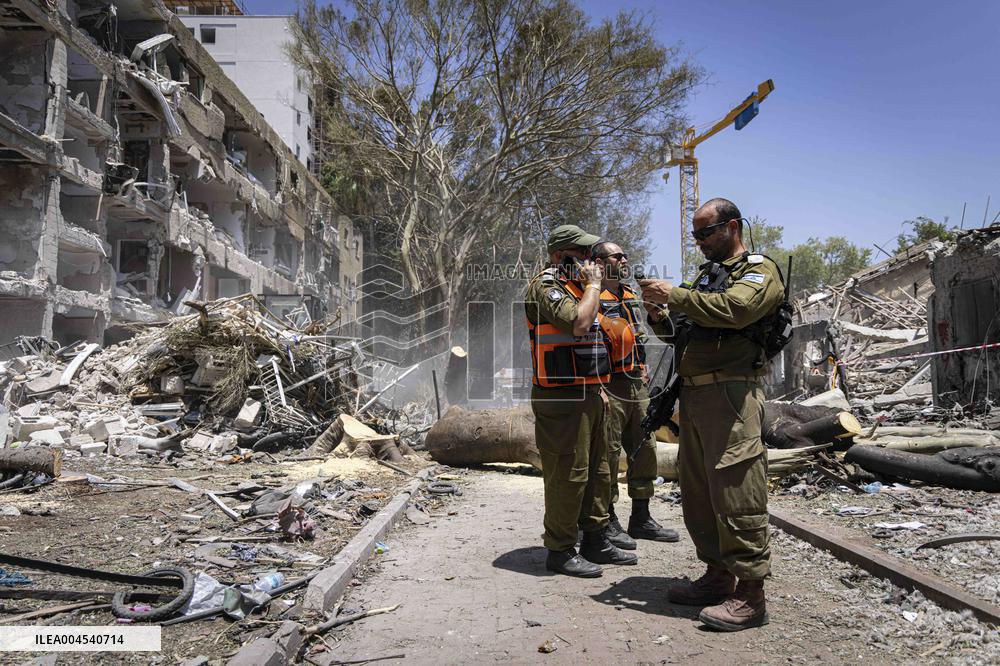 Iranian Missiles Hit Israel