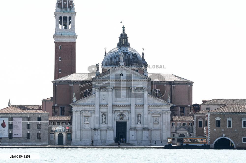 Giorgio Cini Island Privatized For Bezos Wedding Festivities - Venice