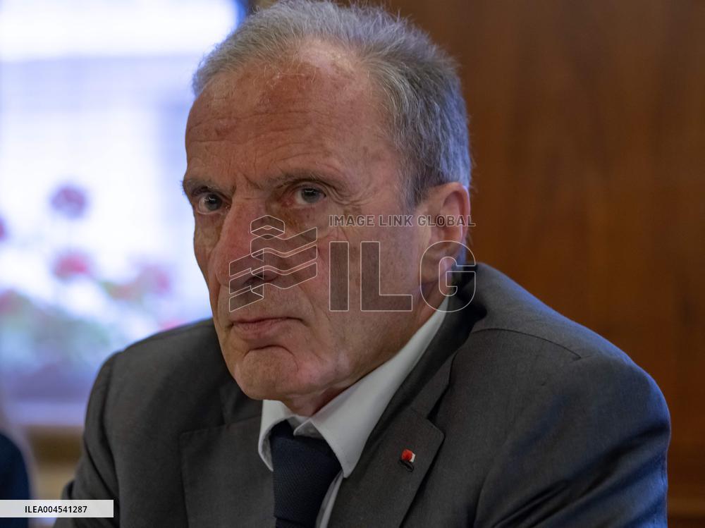 Henri Proglio Press Conference - Paris