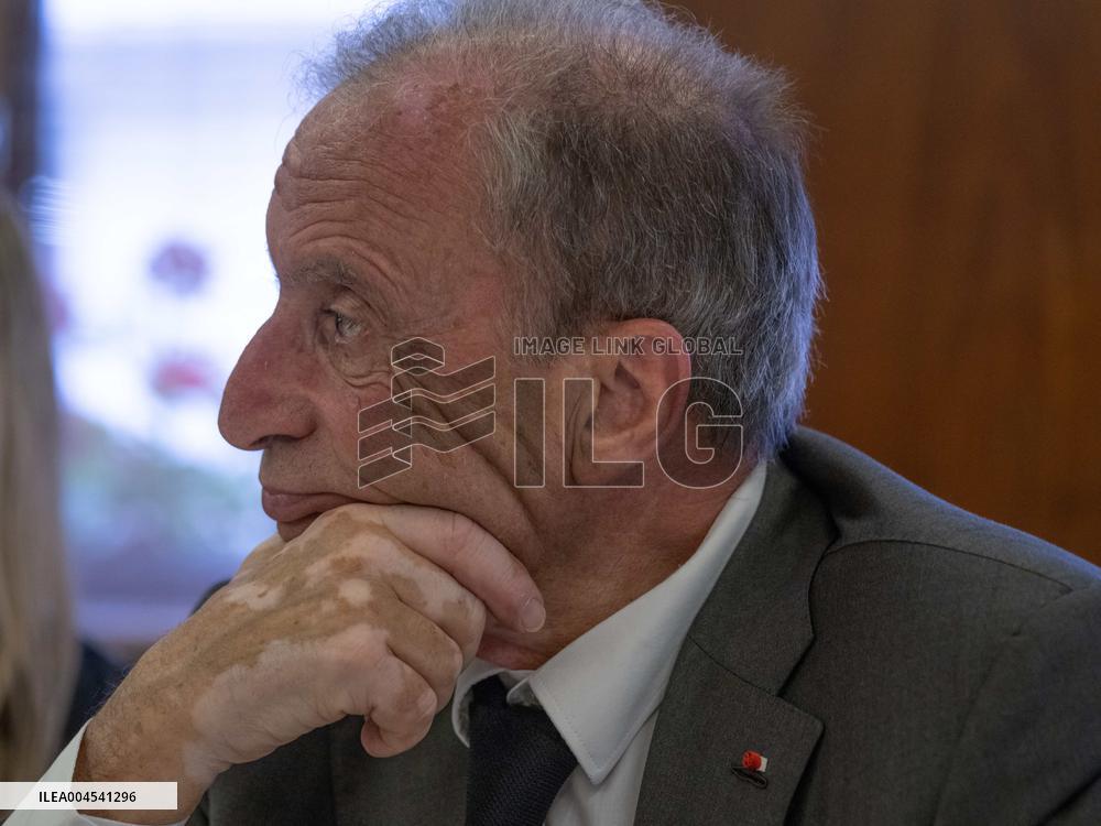 Henri Proglio Press Conference - Paris