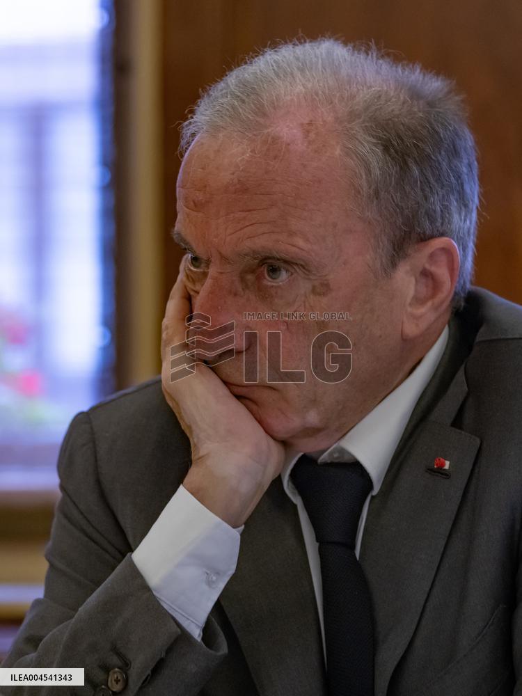 Henri Proglio Press Conference - Paris