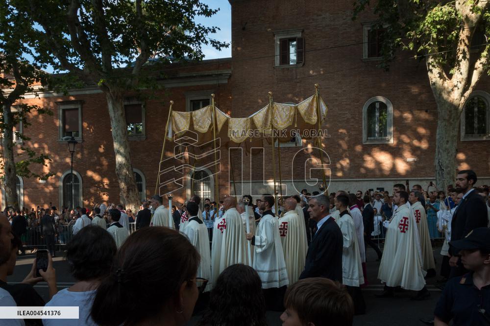 Leo XIV Leads A Procession To St. Mary Major Basilica - Italy