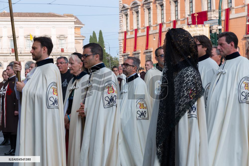 Leo XIV Leads A Procession To St. Mary Major Basilica - Italy