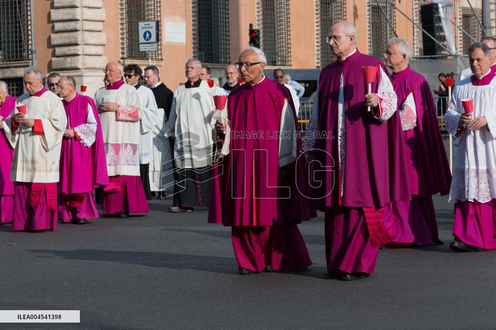 Leo XIV Leads A Procession To St. Mary Major Basilica - Italy