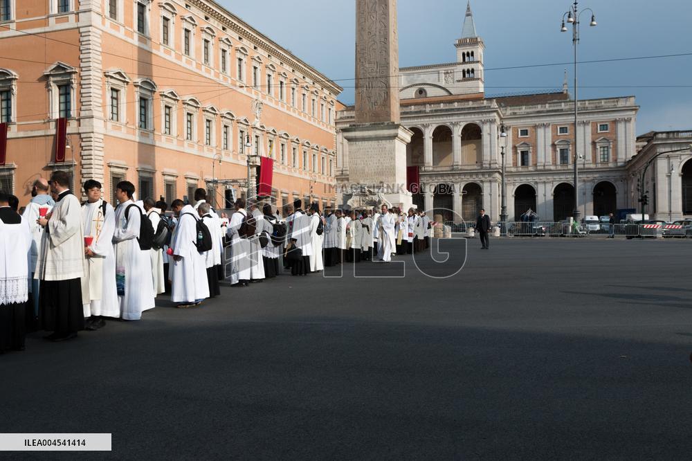Leo XIV Leads A Procession To St. Mary Major Basilica - Italy