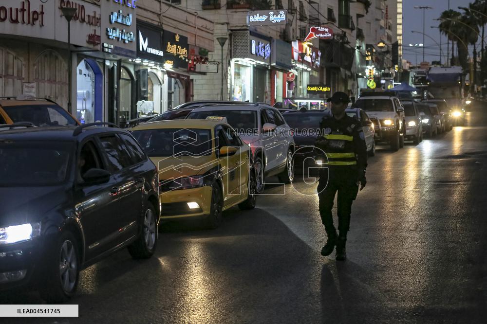 Fuel Crisies Deepens - Hebron