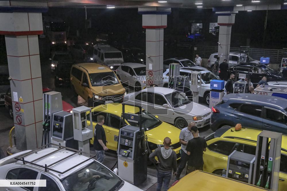 Fuel Crisies Deepens - Hebron