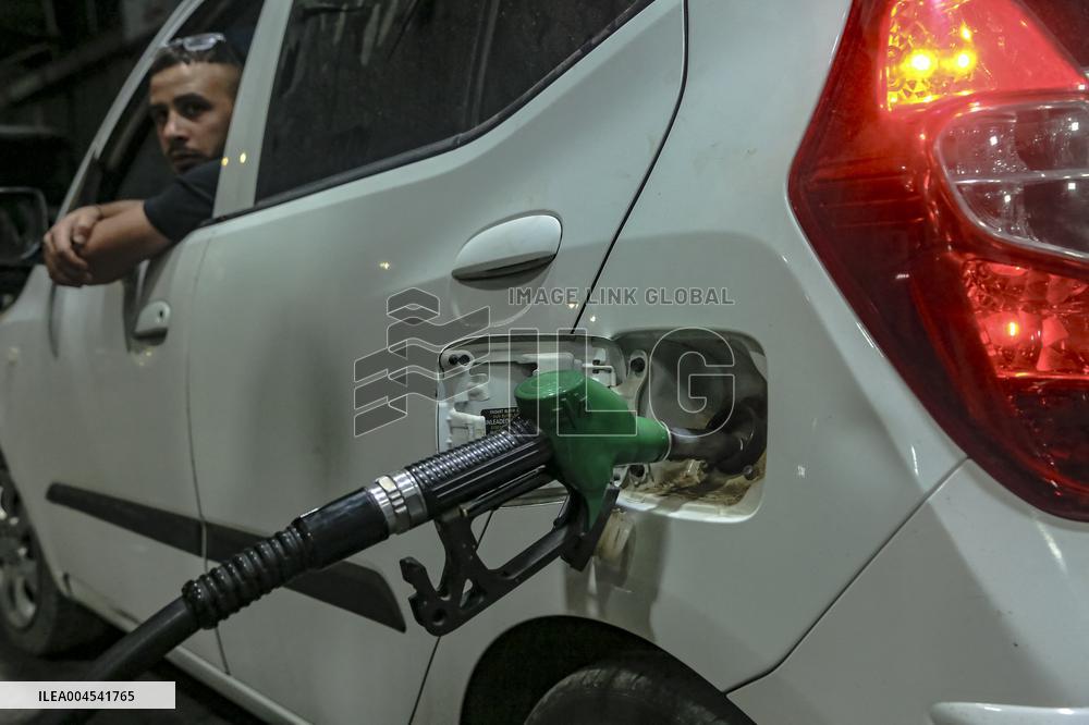 Fuel Crisies Deepens - Hebron