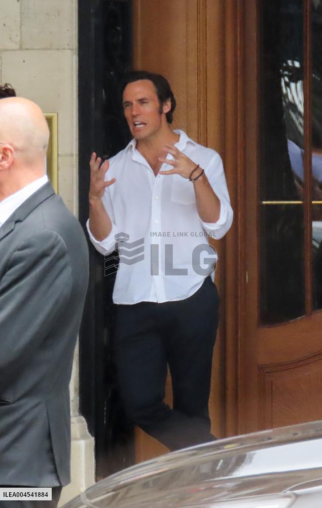 Vanished Set - Paris