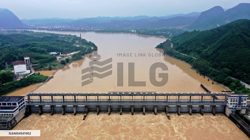 Flood Peak in Rong'an