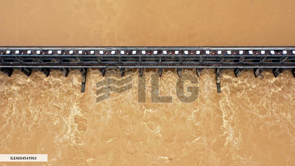 Flood Peak in Rong'an