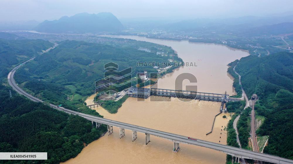 Flood Peak in Rong'an
