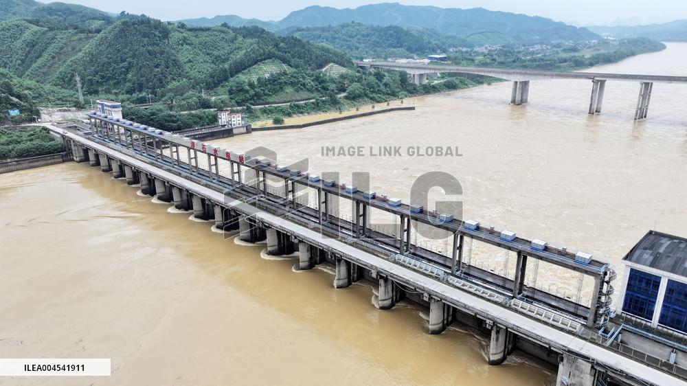 Flood Peak in Rong'an