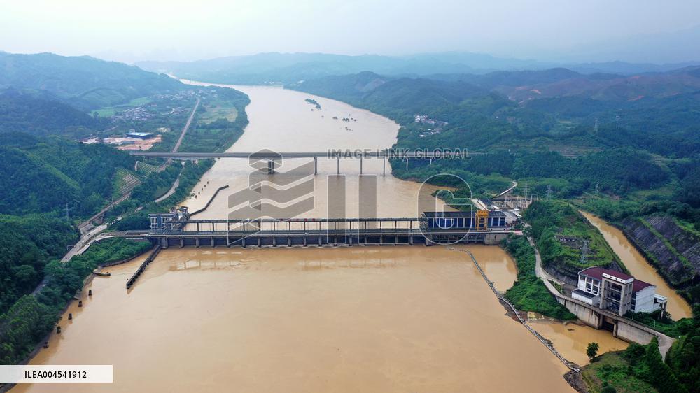 Flood Peak in Rong'an