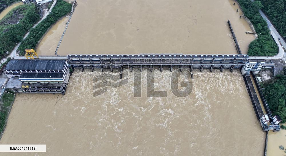 Flood Peak in Rong'an