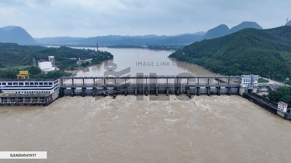 Flood Peak in Rong'an