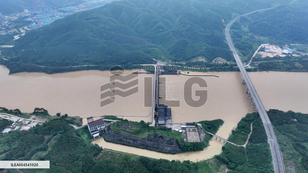 Flood Peak in Rong'an