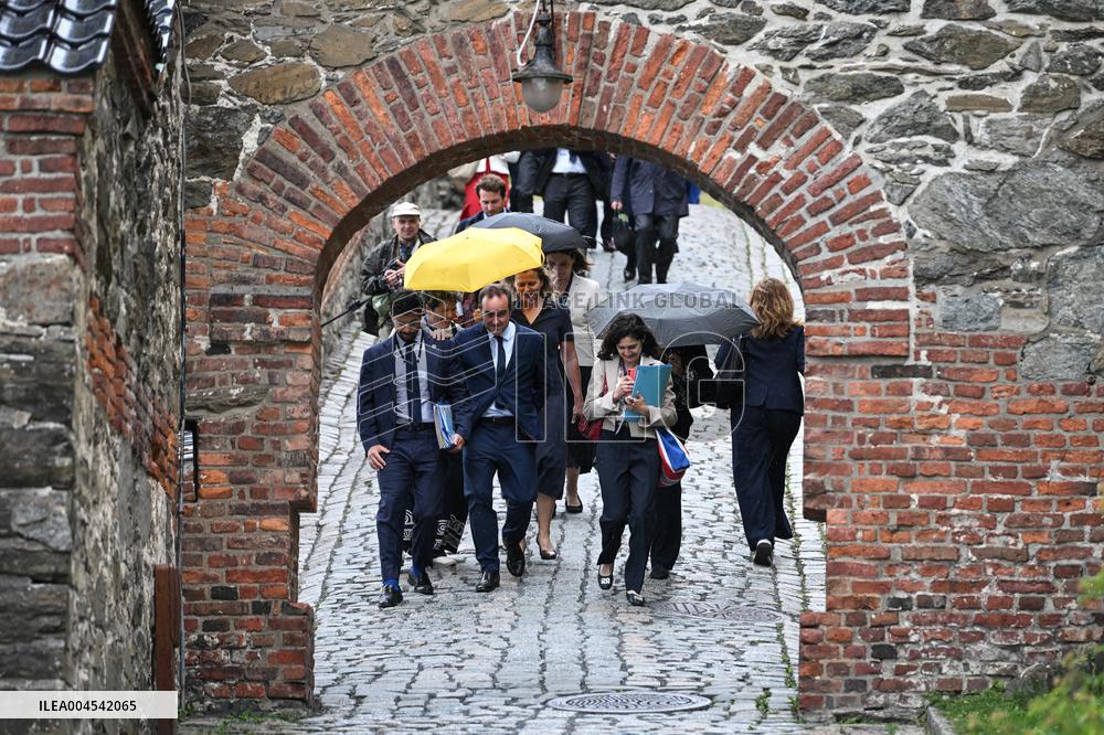 Emmanuel Macron visits Oslo FA