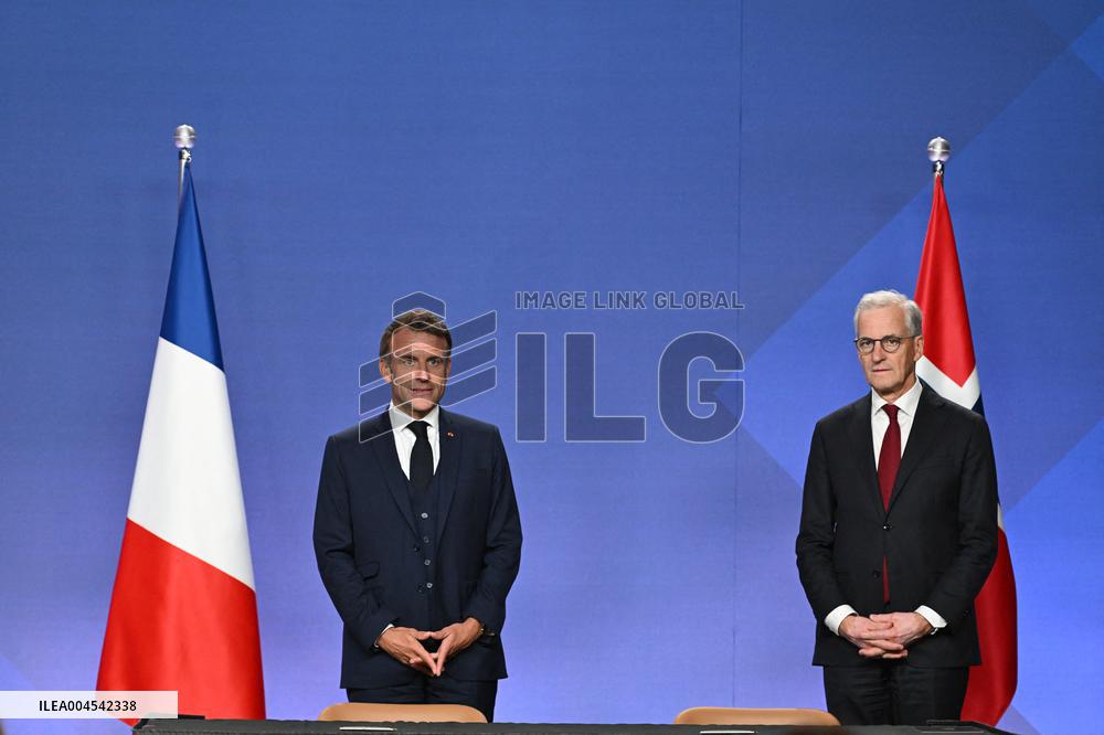 President Macron s Official Visit To Norway - Accords Signature