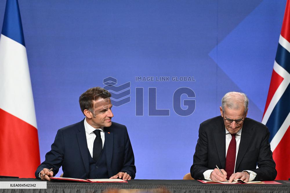 President Macron s Official Visit To Norway - Accords Signature