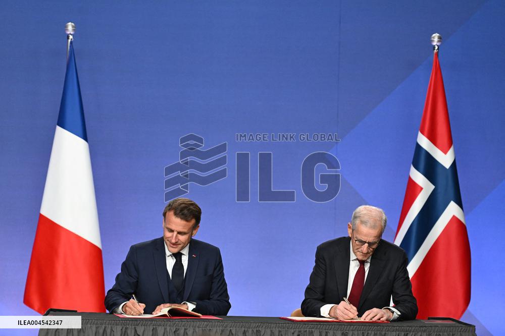 President Macron s Official Visit To Norway - Accords Signature
