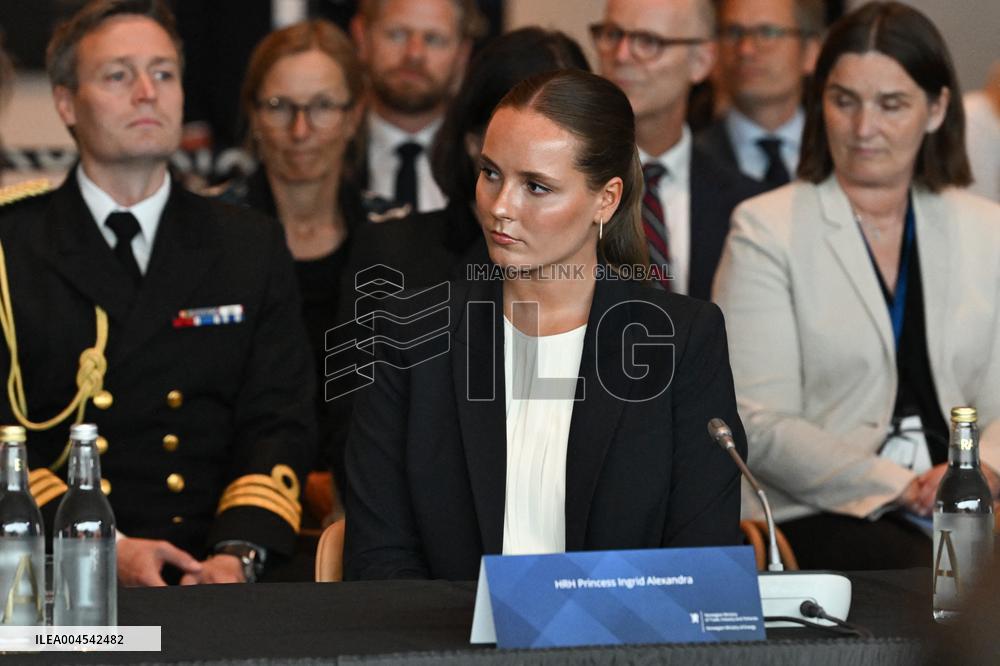 President Macron at The National Museum - Oslo