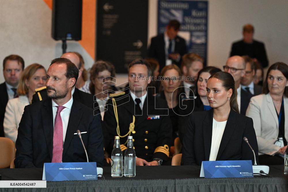 President Macron at The National Museum - Oslo