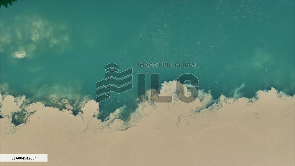 Clear And Turbid Scenery in Rong'an