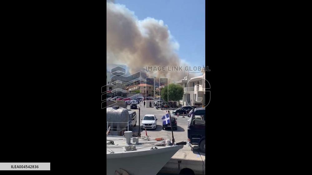 Greece: Wildfires Rage Across Chios, Prompting Evacuation Orders 5