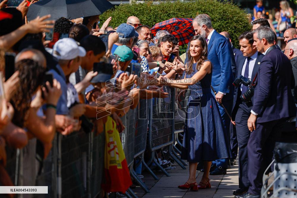 Royals Visit Badia Del Valles