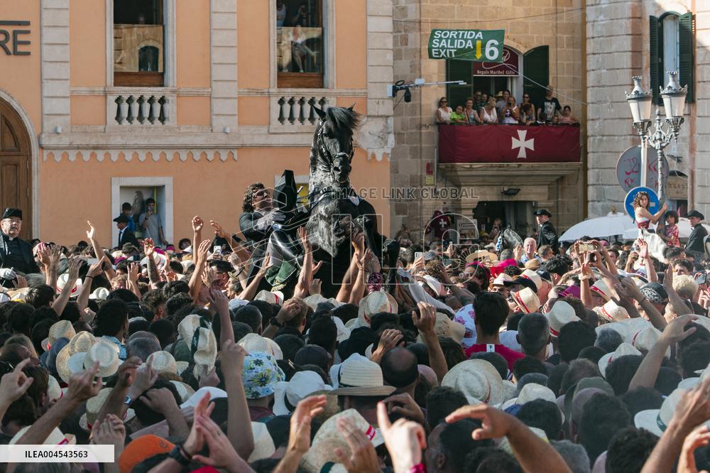 Caragol des Born During Sant Joan - Menorca