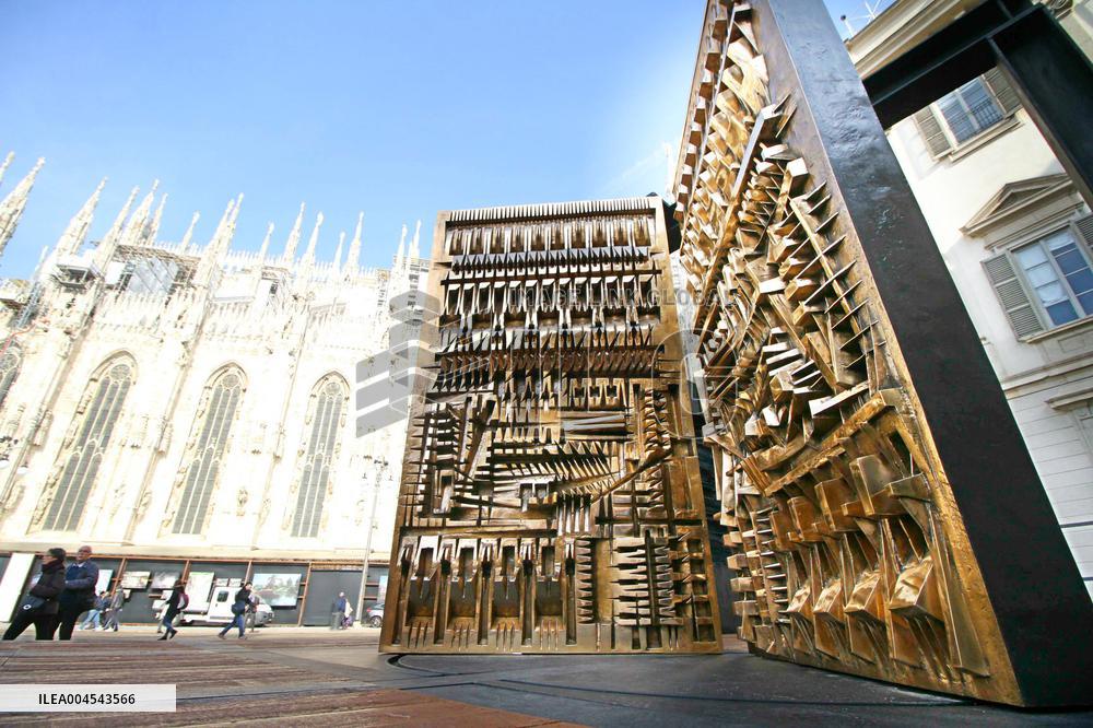 Archive: Farewell to Arnaldo Pomodoro; the master of contemporary sculpture dies at 99
