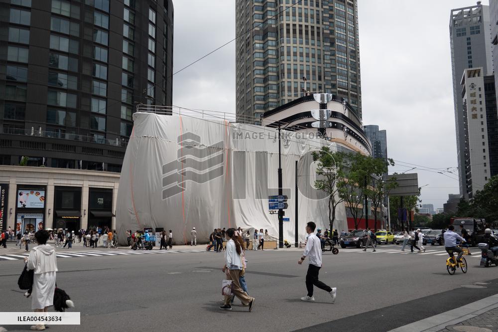 World Largest LV Brand House Construction in Shanghai