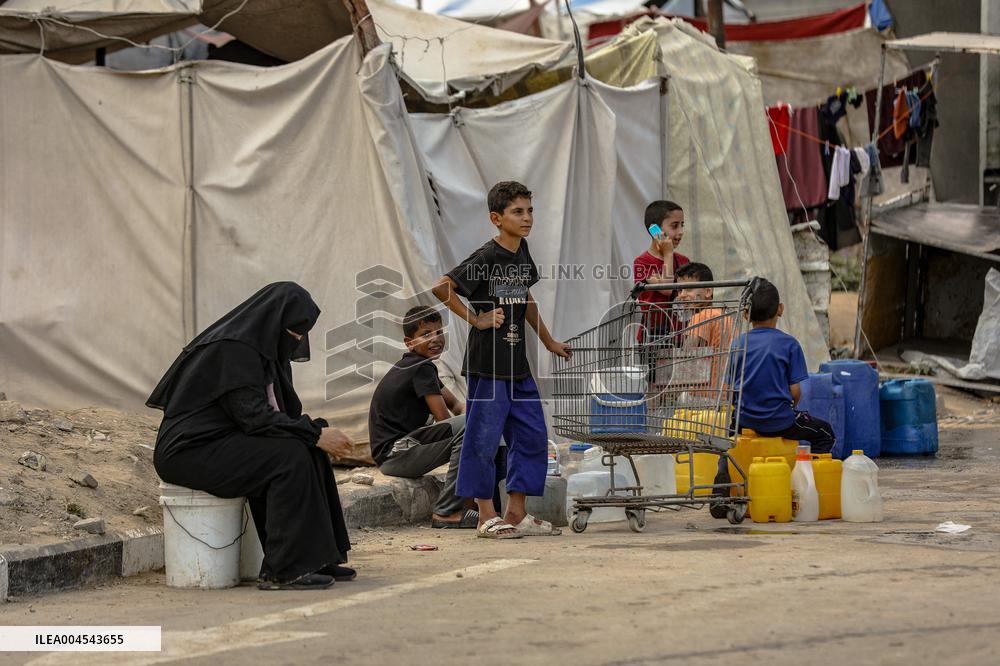 Humanitarian Crisis Continues - Gaza