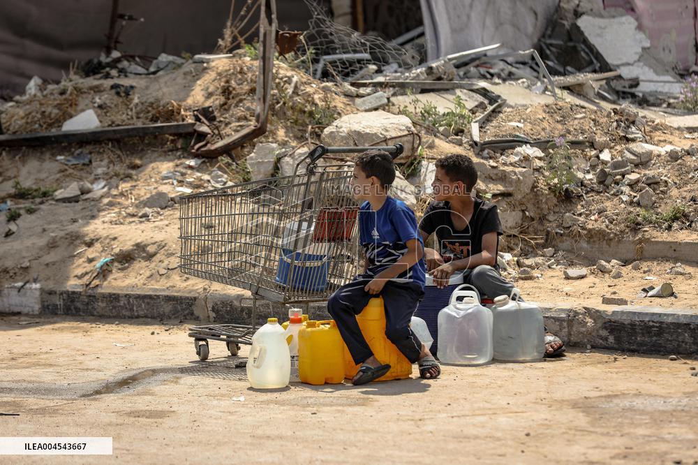 Humanitarian Crisis Continues - Gaza