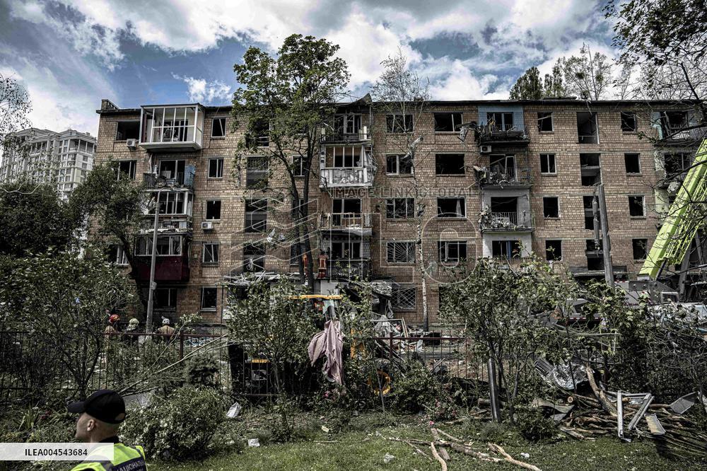 Russia Hits Civilian Infrastructure - Kyiv