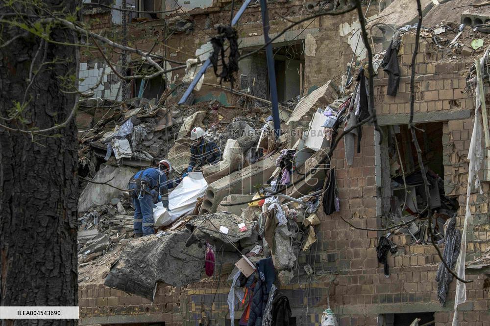 Russia Hits Civilian Infrastructure - Kyiv