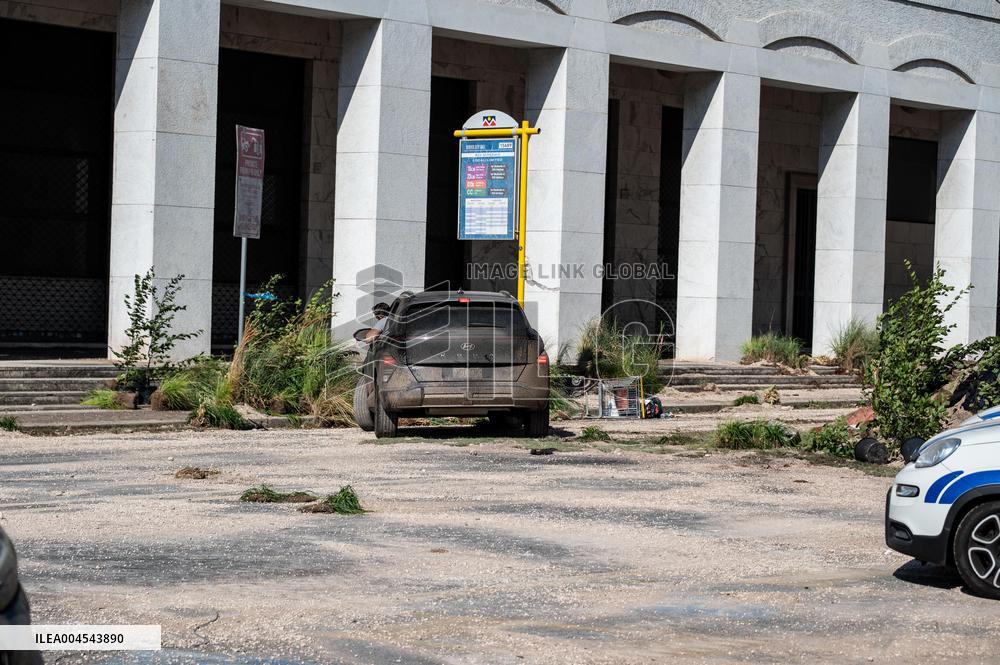 Ridley Scott Films 'The Dog Stars' in Rome - Italy