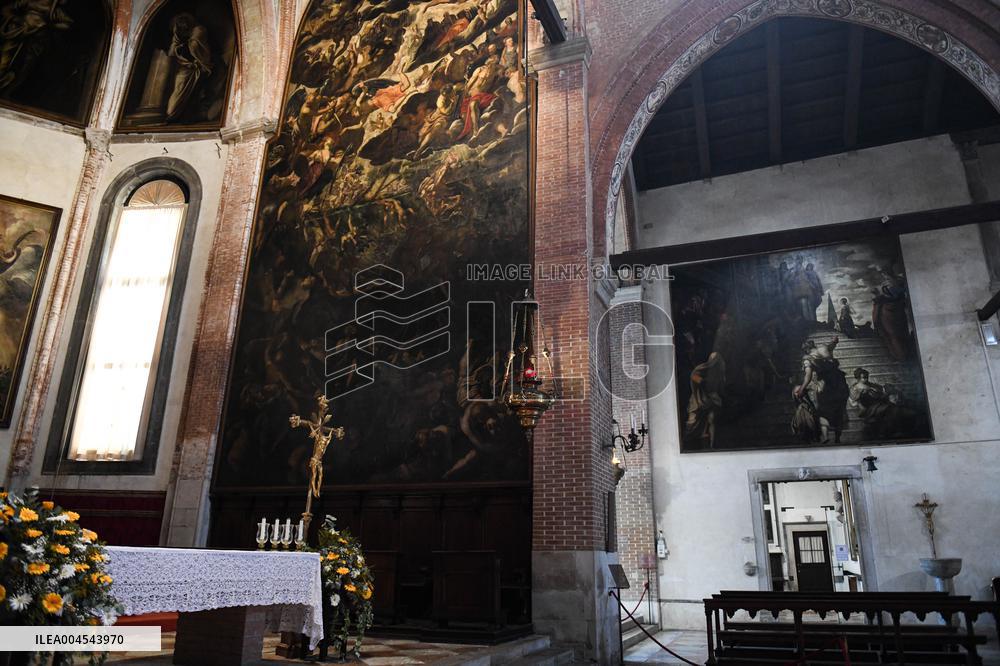 Bezos Wedding Preparations - Venice