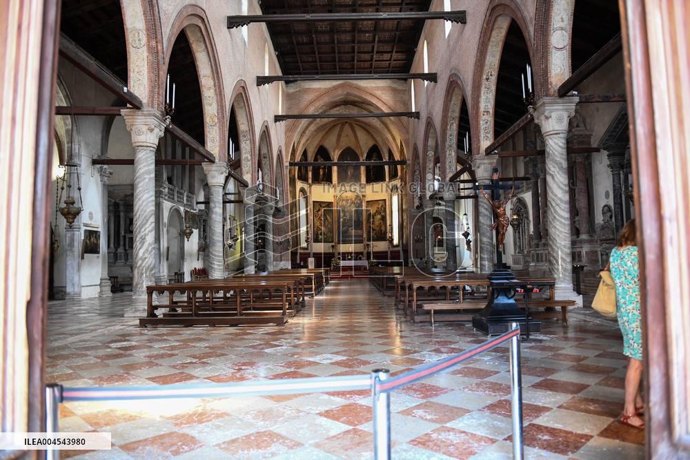 Bezos Wedding Preparations - Venice