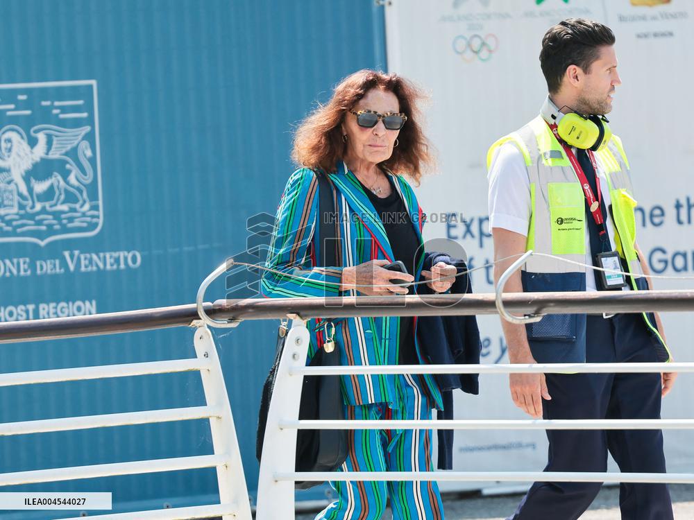 Venice, arrivals at the airport -