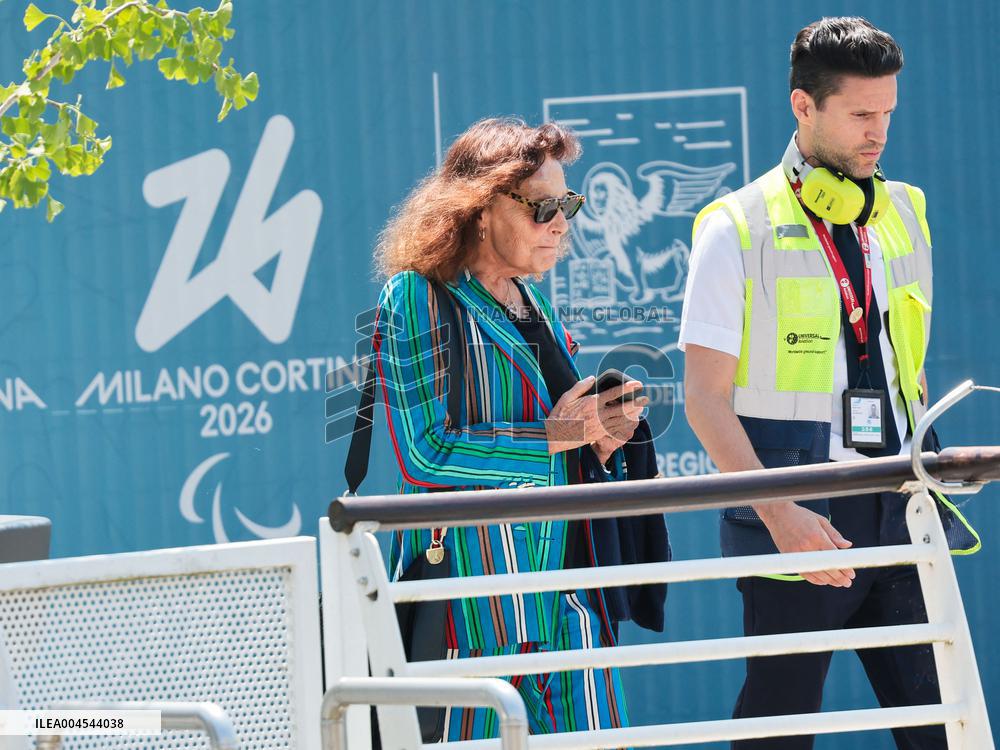 Venice, arrivals at the airport -