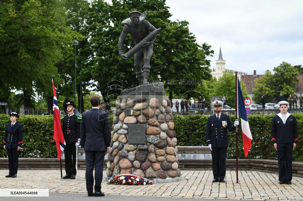 Emmanuel Macron at wreath-laying ceremony in Oslo FA