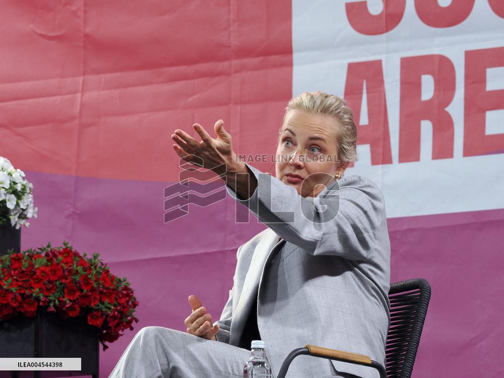 Suomi Areena esittää: Julija Navalnaja