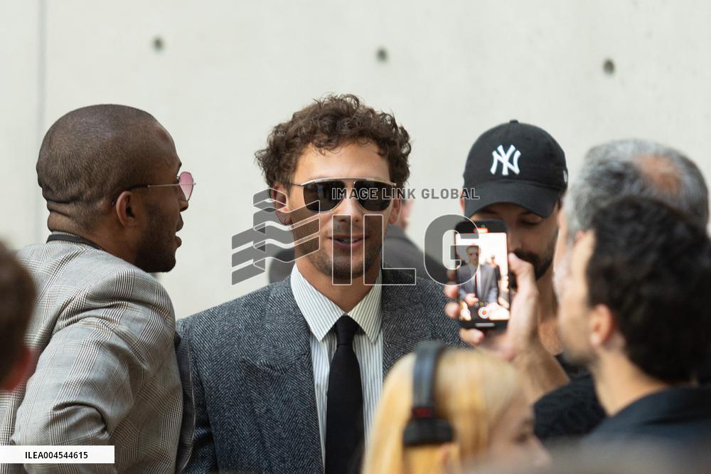 Men's Spring 2026 - Frontrow NB